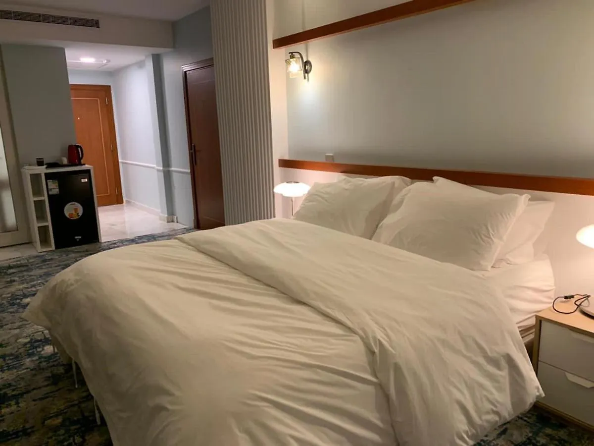 Hotel Rooms فندق الغُرف Jeddah